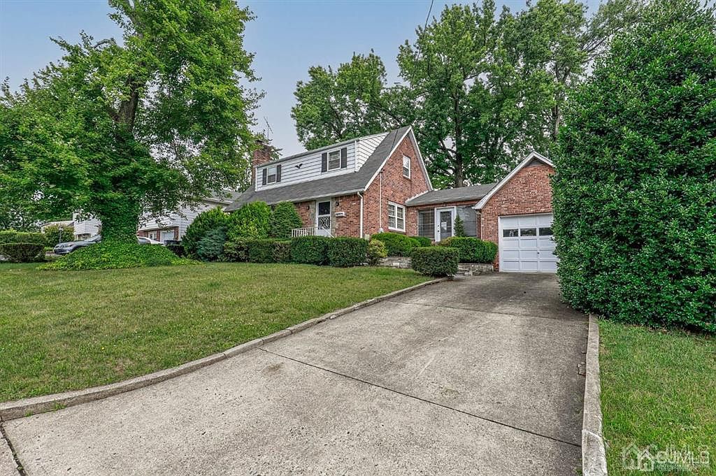 147 Hillside Ave, Bergenfield, NJ 07621 Zillow