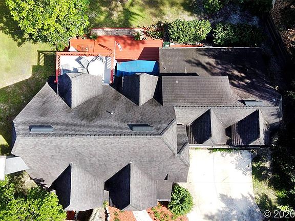 3rd image of 475 Wildwood Dr