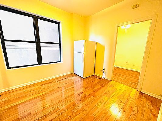 4th image of 31-69 37th St #3D