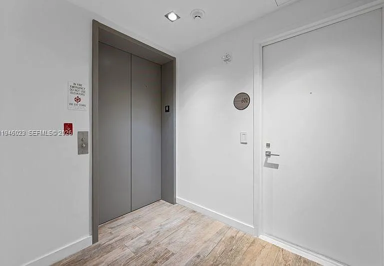 650 NE 32nd St #602 — Photo 17