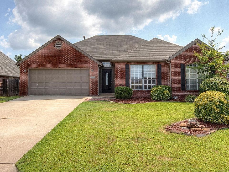 1st image of 4417 S 198th Pl E