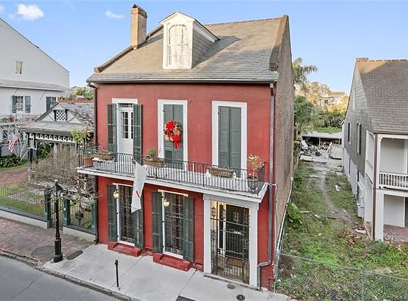 2nd image of 919 Gov Nicholls St #1