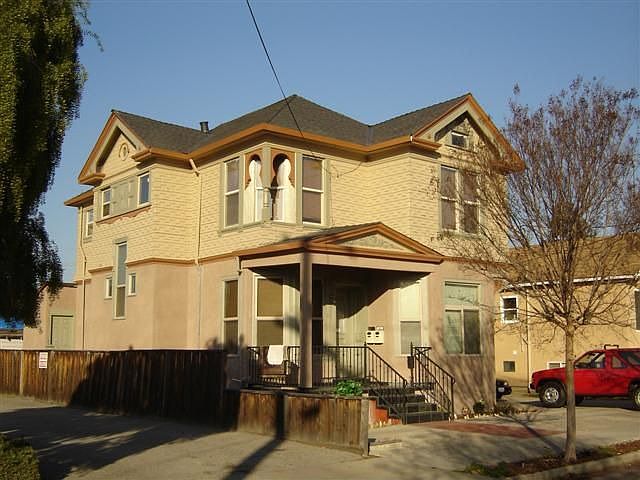 1st image of 1079 Luther Ave