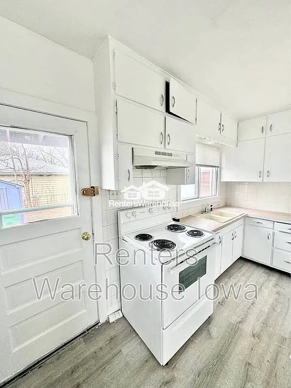 Building Photo - 1534 63rd St