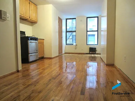 Rented by FirstService Realty (legacy) | media 13