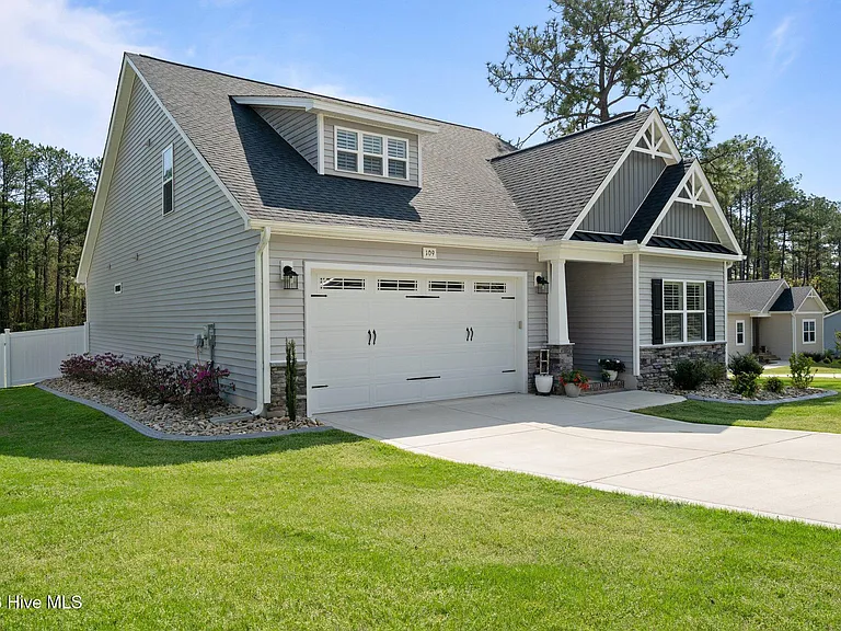 109 Country Ridge Ln — Photo 3