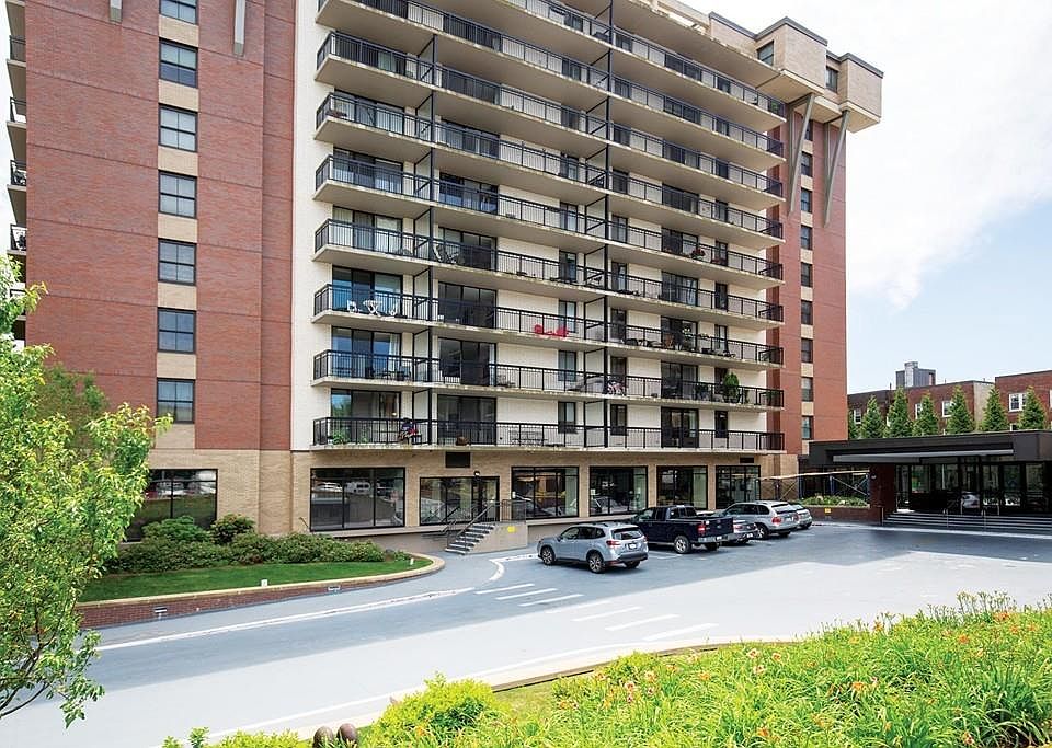 1st image of 60 Longwood Ave APT 204