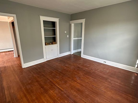 4th image of 889 East St #3A