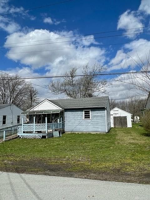 2nd image of 573 Florence Ave