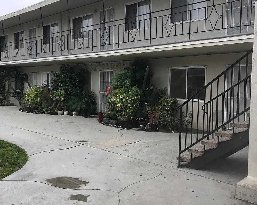 2nd image of 11642 Stuart Dr APT 8