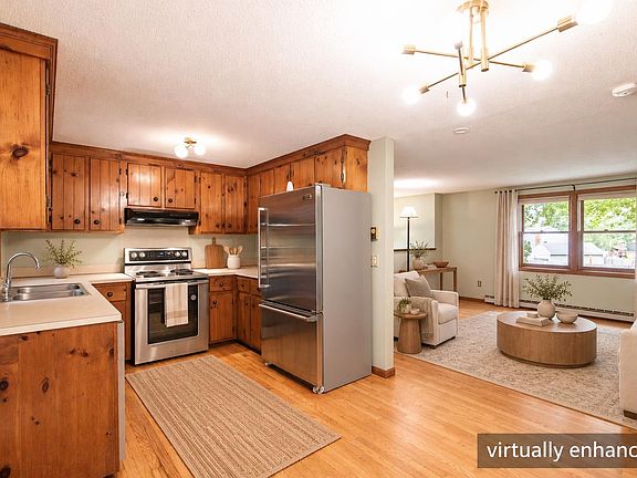 4th image of 4 Birchwood Avenue