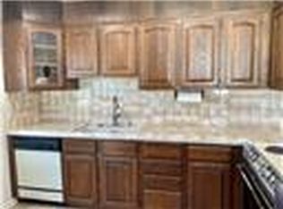 4832 Scenario Dr, Huntington Beach, CA 92649
