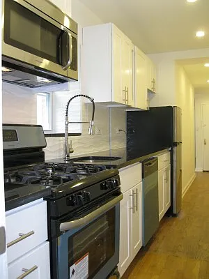 Rented by Tower Brokerage | media 45