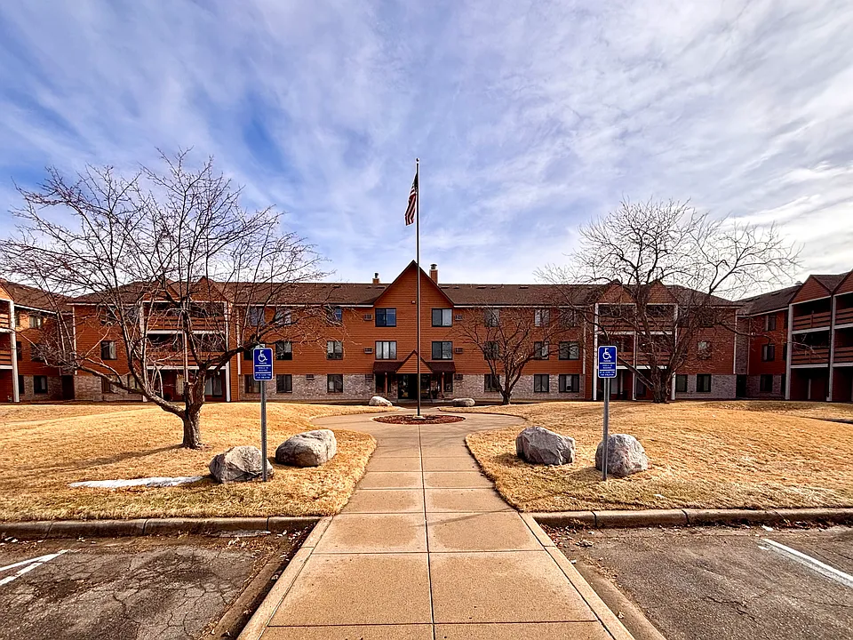Country Village Apartments