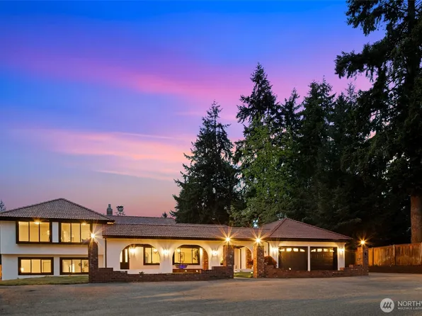 315 241st Street SW, Bothell, WA 98021