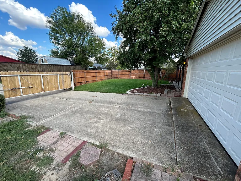 4908 Wagner Dr — Photo 6