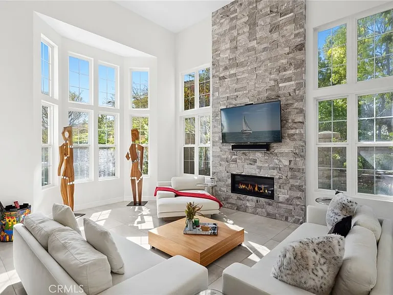 3 Bridgeport Rd — Photo 5
