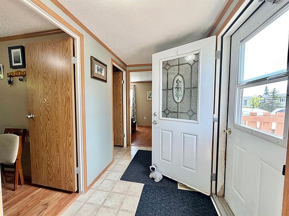 4th image of 4612 E 48th St