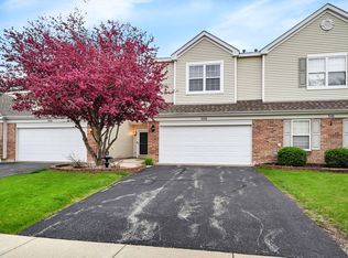 308 Parkside Dr, Shorewood, IL 60404