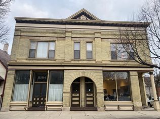 2104 N Palmer St, Milwaukee, WI 53212