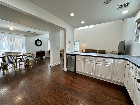 2nd image of 536 Main Ave #31