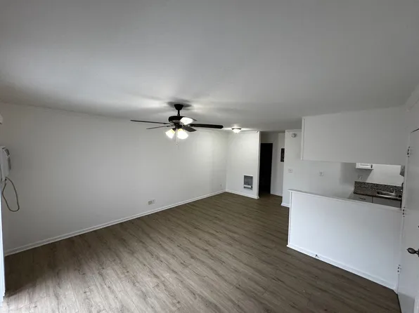 13562 Vanowen St, 13562 Vanowen St APT 23, Van Nuys, CA 91405