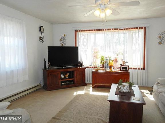 3rd image of 334 Stiemly Ave