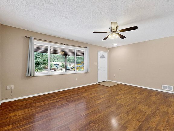 4th image of 6312 Zimmerman Ave NE