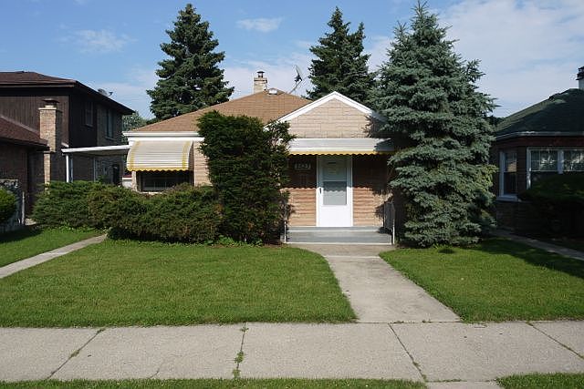 1st image of 2523 N Willow St