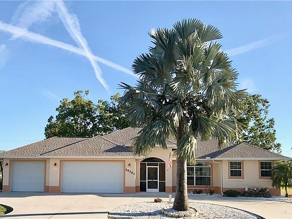 3rd image of 25351 Islas Dr