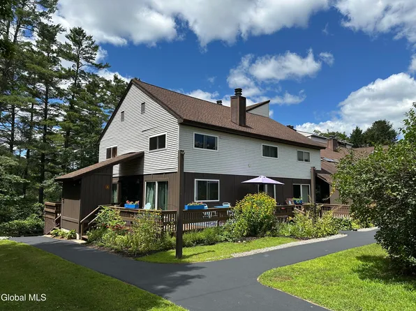 11 S Overlook Lane #A, Chestertown, NY 12817