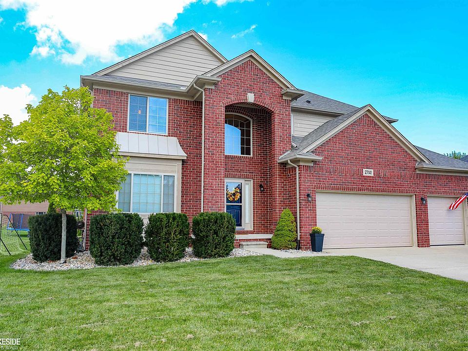 1st image of 27141 Oxbow Lake Dr