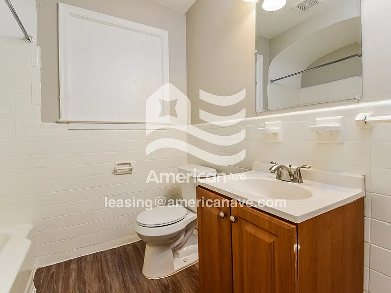 566449_011_wm_-_main_bathroom_13548040.jpg