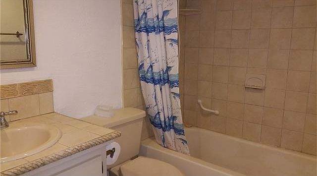 1st image of 6902 N Kendall Dr APT E105