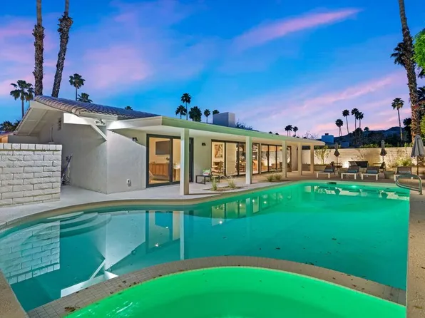 2063 S Broadmoor Dr, Palm Springs, CA 92264