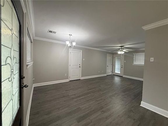 3rd image of 226 Monsanto Ave