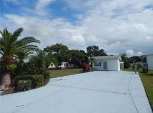 5161 Island View Cir N, Polk City, FL 33868