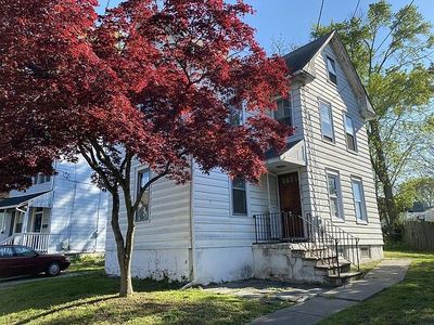 262 S Barber Ave, Woodbury, NJ, 08096
