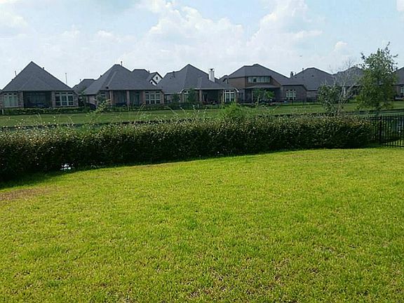 4th image of 26231 Serenity Oaks Dr