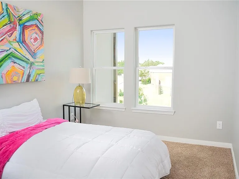 121 Kimbel Kourt — Photo 6