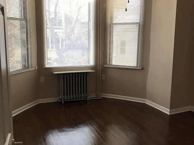 152 N 21st St #2R — Photo 9