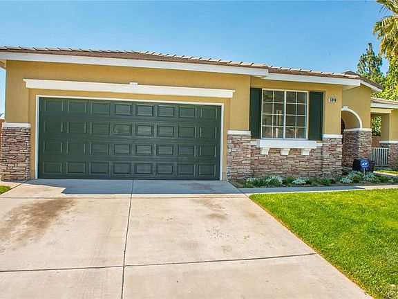 2nd image of 17310 Pear Ct