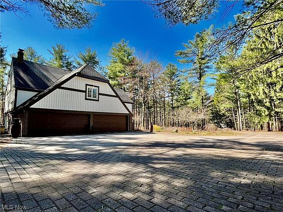 3rd image of 7588 White Pine Dr