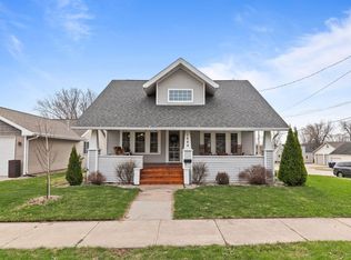 1004 Jefferson St, Little Chute, WI 54140