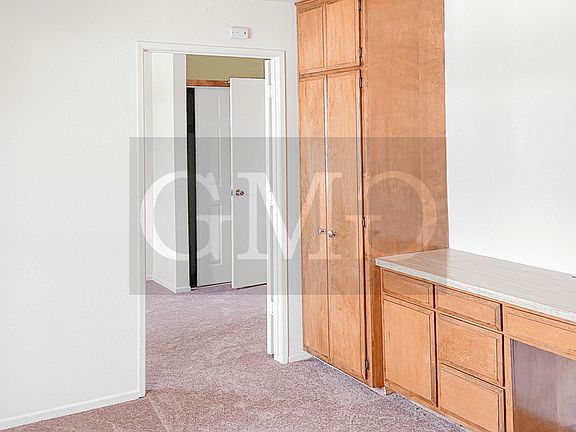 2nd image of 811 E Menlo Ave APT 3