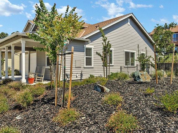5th image of 548 Spyglass Cir #21