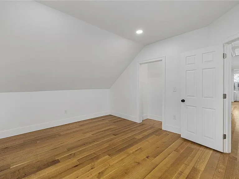 30 Cypress St #3 — Photo 19