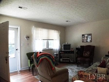 4th image of 4327 Sussex 4337 St