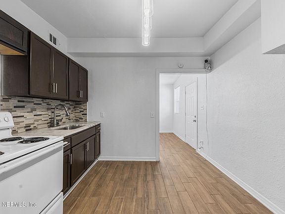 4th image of 8617 3RD Avenue