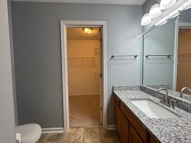 111 Warren Pass — Photo 31